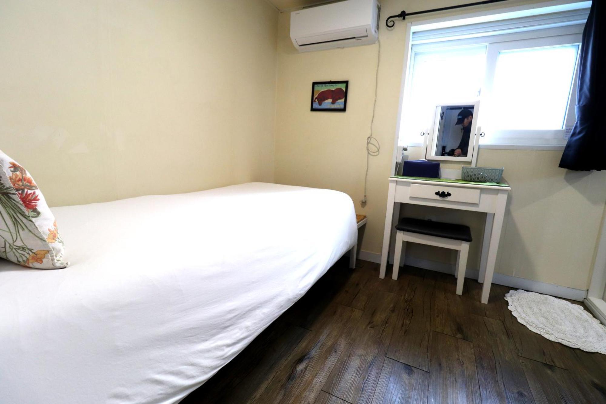 Just4U Guesthouse Seoul Exteriör bild
